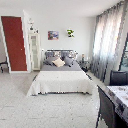 Estudio Paz Lloret de Mar Buitenkant foto