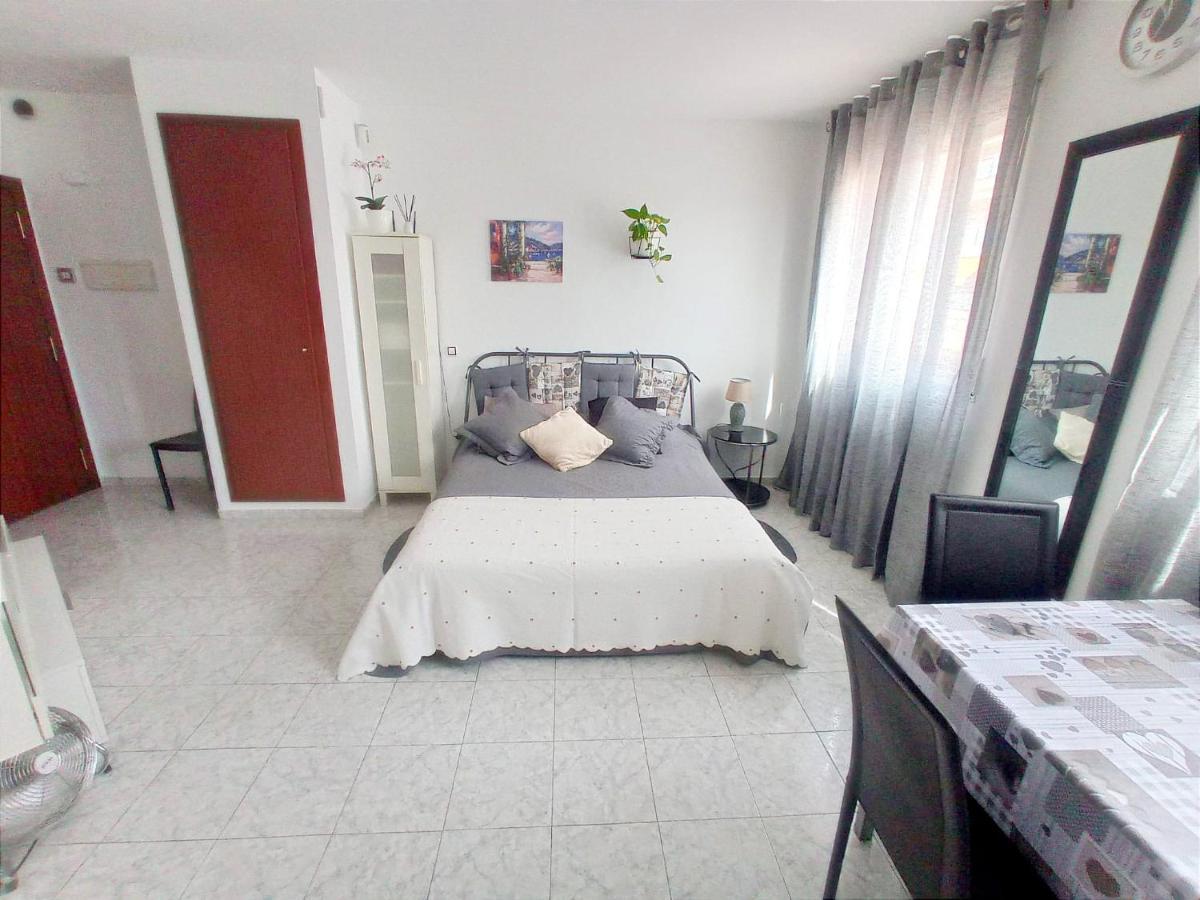 Estudio Paz Lloret de Mar Buitenkant foto